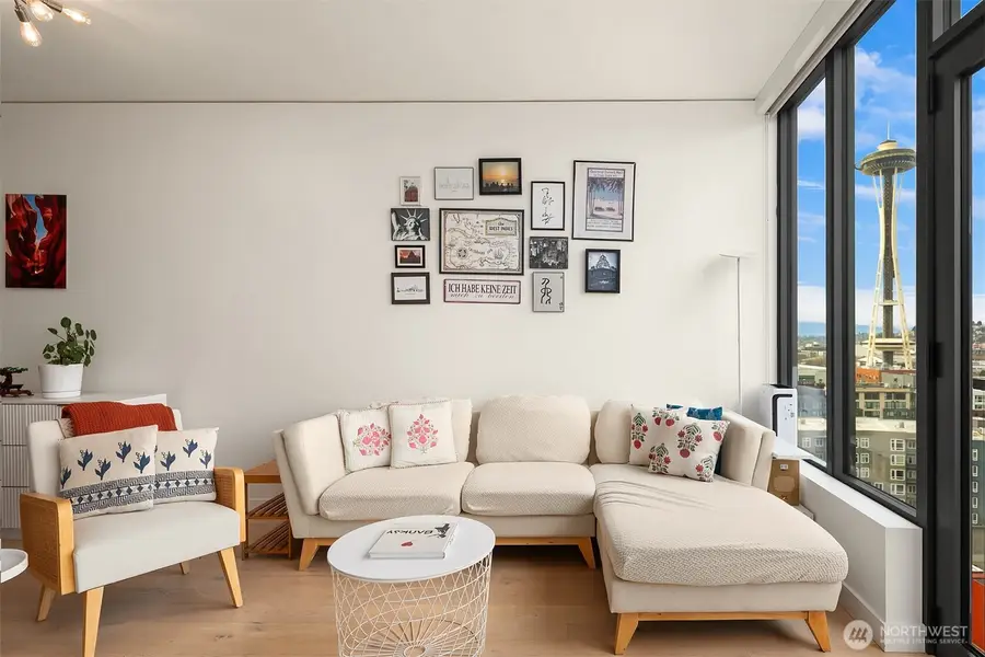 2510 6th Avenue #1401, Seattle, WA 98121 - #3