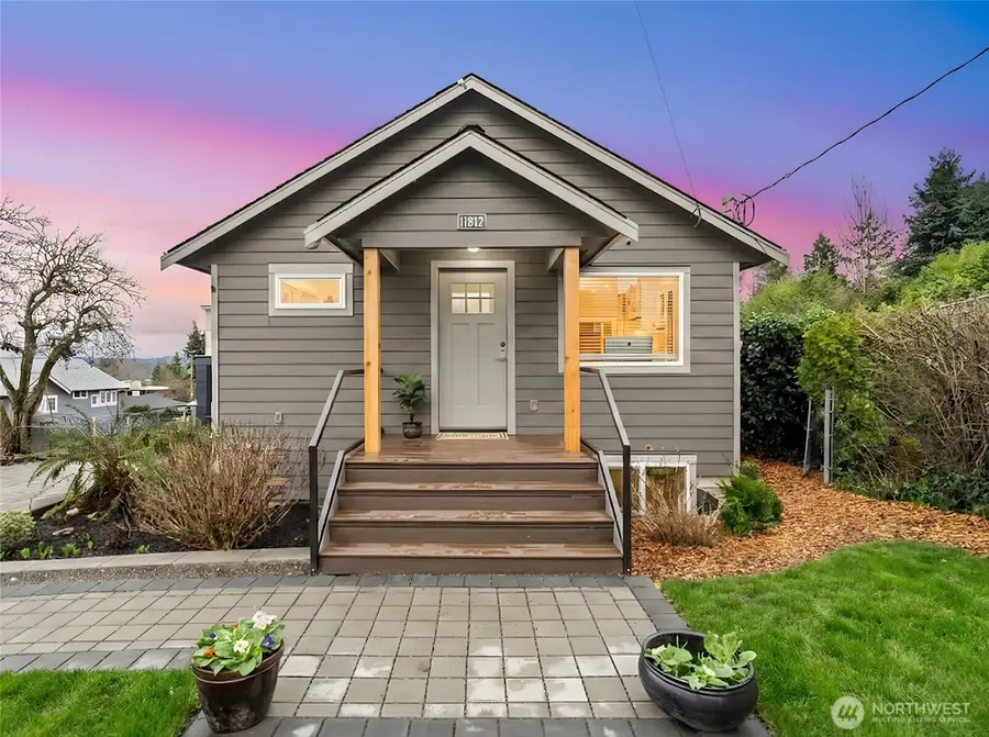 11642 Roseberg Ave S, Burien, WA 98168 - Image #3