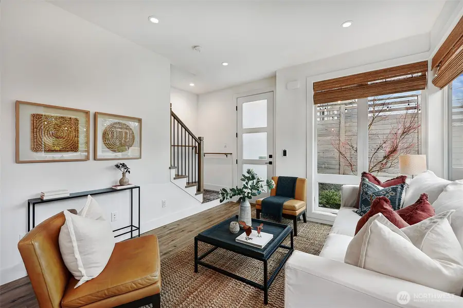 8314 11th Avenue Nw #A, Seattle, WA 98117 - #3