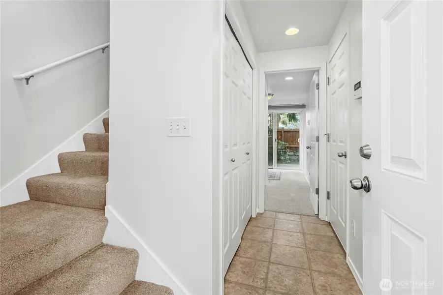 8832 Midvale Ave N #B, Seattle, WA 98103 - #3