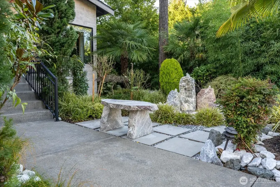 1717 99th Avenue Ne, Bellevue, WA 98004 - #2