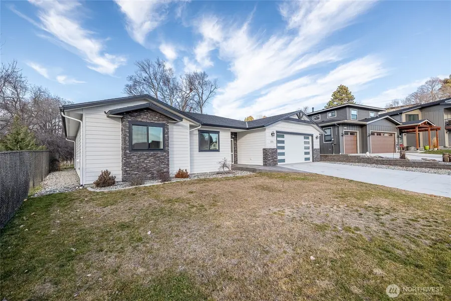 271 NW Chinook Way, East Wenatchee, WA 98802 - #2