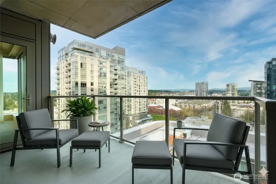 10650 NE 9th Place #1827, Bellevue, WA 98004 - Image #2