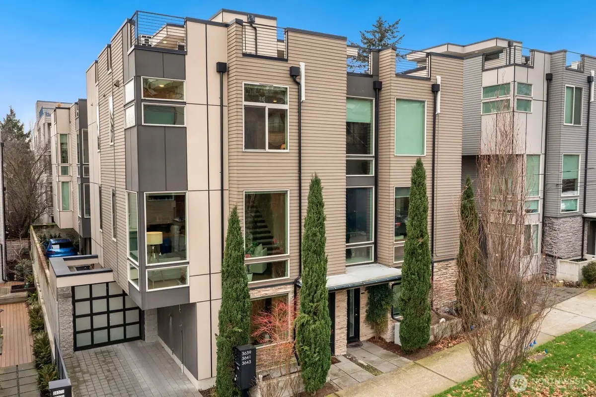 3641 Dayton Avenue N, Seattle, WA 98103 - Image #1