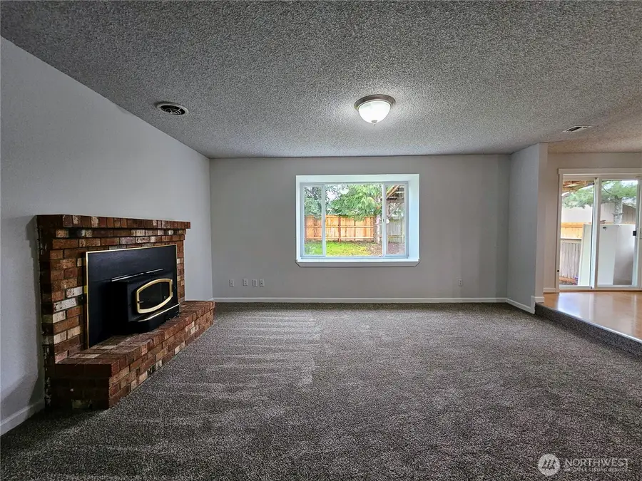 21707 49th Avenue Ct E, Spanaway, WA 98387 - Image #2