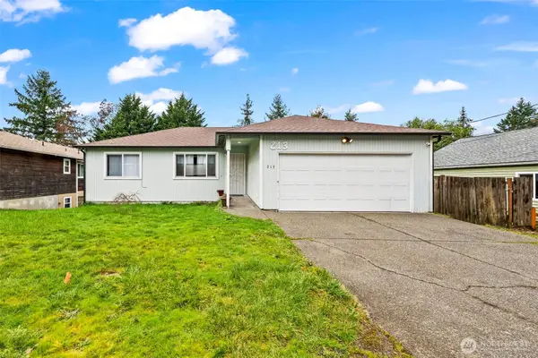 213 S Constitution Avenue, Bremerton, WA 98312