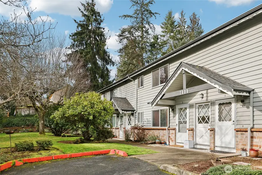 7909 218th Street Sw #4, Edmonds, WA 98026 - #3