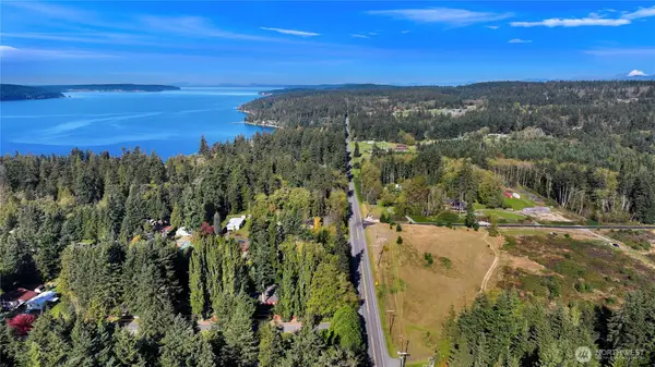 1991 E Beachwood Drive #1, Freeland, WA 98249