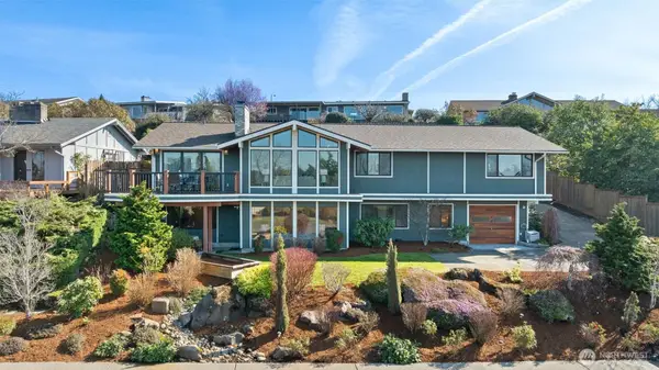 12115 SE 16th Place, Bellevue, WA 98005