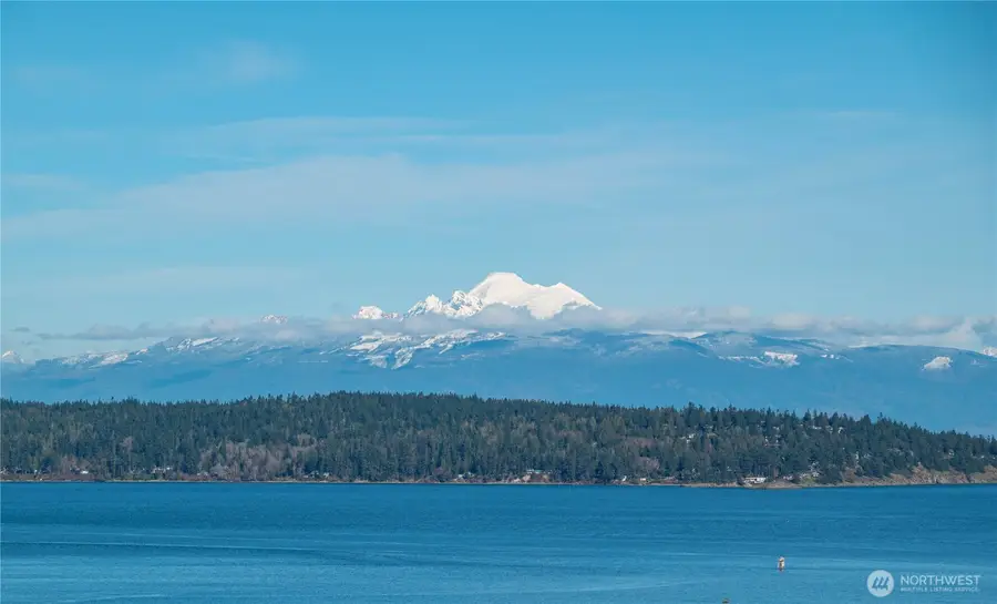 546 Birch Street, Oak Harbor, WA 98277 - #2