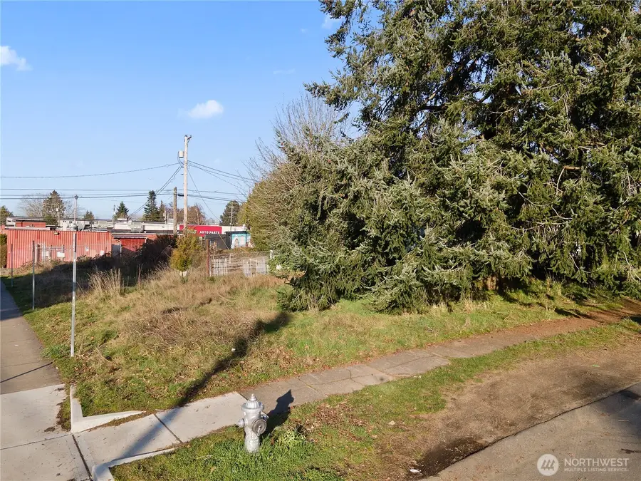 2915 S 7th Street, Tacoma, WA 98405 - Image #2
