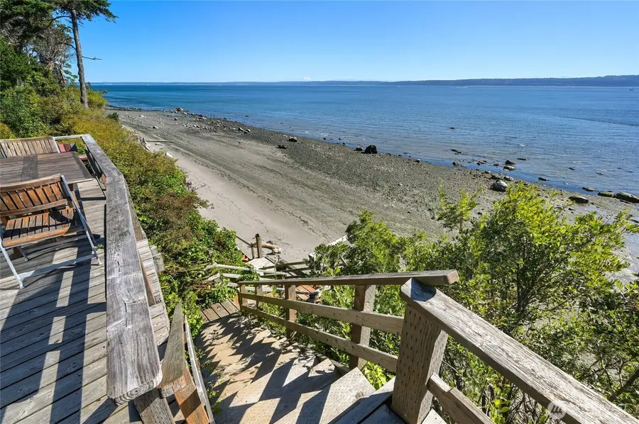 376 Schwartz Road, Nordland, WA 98358 - #3