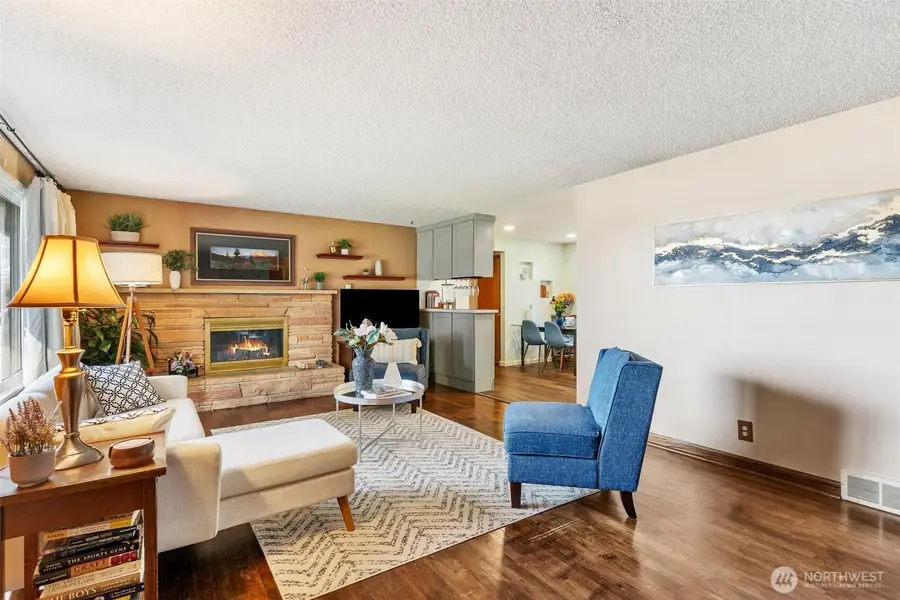 17103 44th Avenue W, Lynnwood, WA 98037 - #3