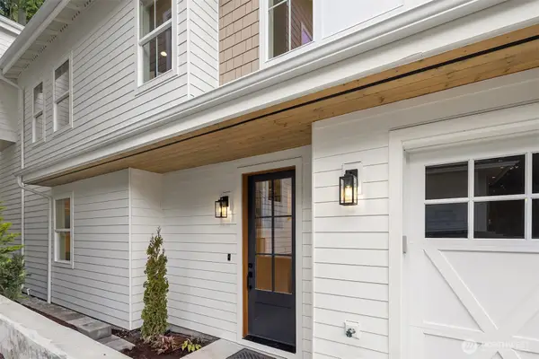 11814 NE 103rd Place, Kirkland, WA 98033