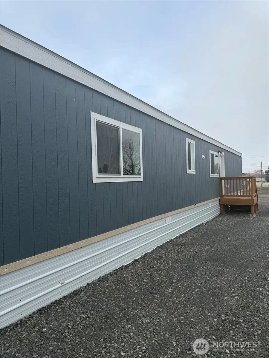 200 W Hawthorne Street #32, Connell, WA 99326 - #2