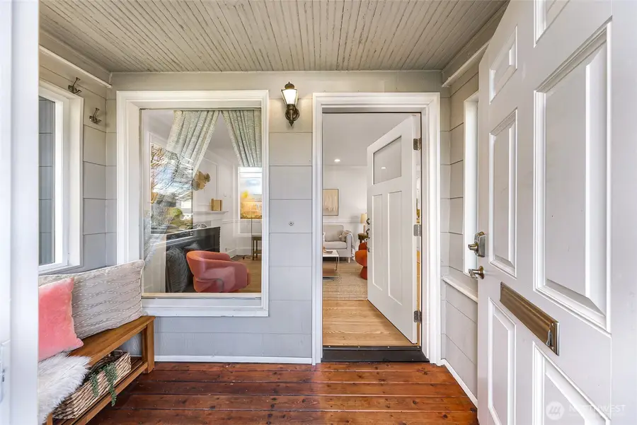 1135 N 84th Street, Seattle, WA 98103 - #2