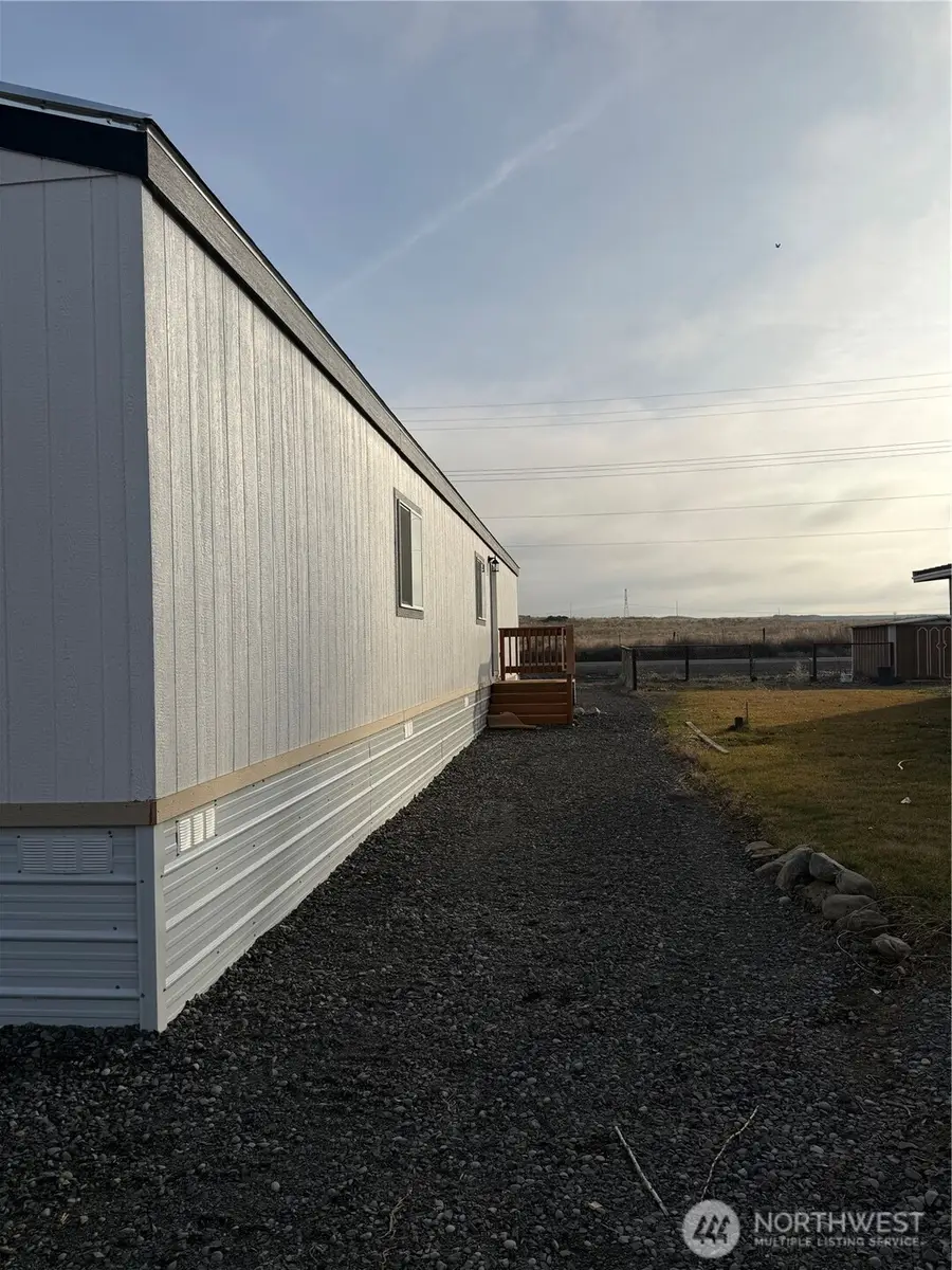 200 W Hawthorne Street #114, Connell, WA 99326 - #2