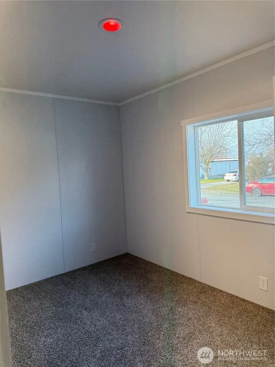 200 W Hawthorne Street #114, Connell, WA 99326 - #3