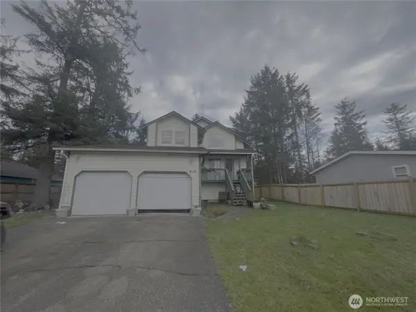 612 Sunset Avenue Ne, Ocean Shores, WA 98569