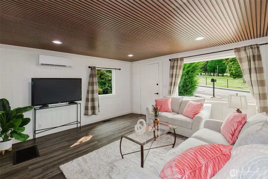 2122 15th Street, Bremerton, WA 98312 - #2