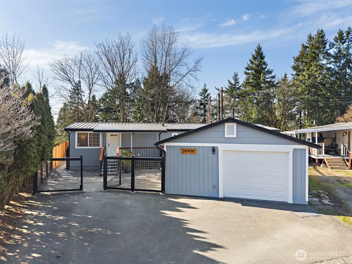 19309 127th Avenue Ne, Bothell, WA 98011 - #1