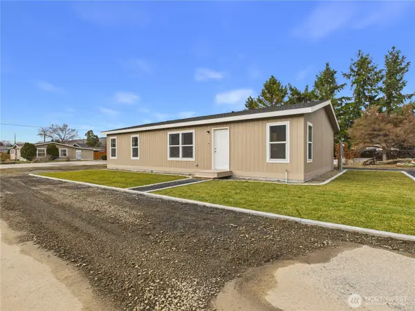 403 2nd Street Sw, Rock Island, WA 98850