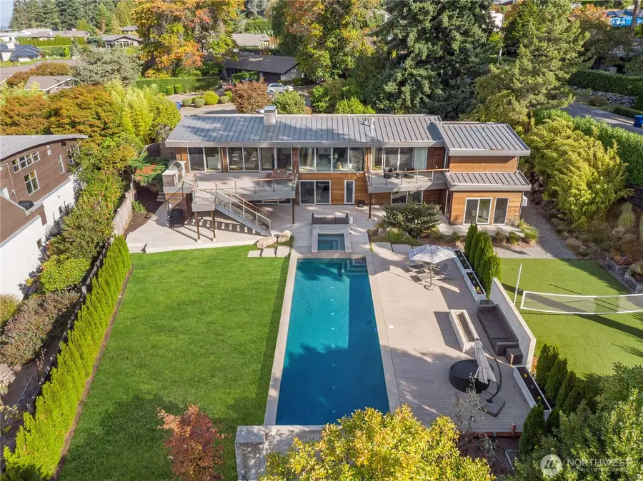 9135 NE 19th St, Clyde Hill, WA 98004 - #2