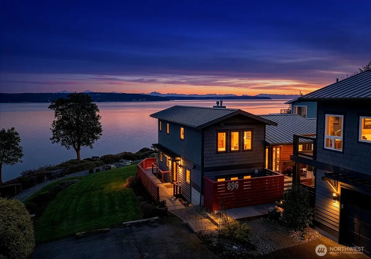 896 Snowshoe Place, Greenbank, WA 98253 - #1