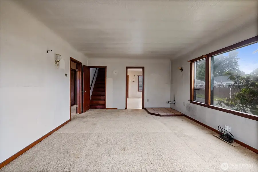 125 S 64th Street, Tacoma, WA 98408 - #3