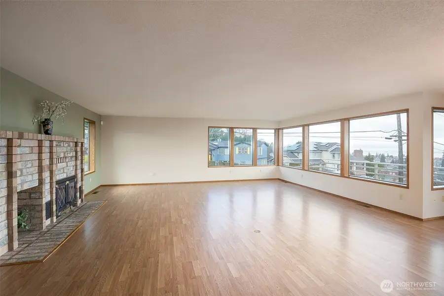 527 S Liberty Street, Port Angeles, WA 98362 - #3