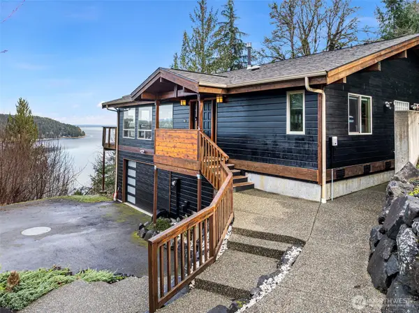 341 E Olympic Vista Drive, Union, WA 98592