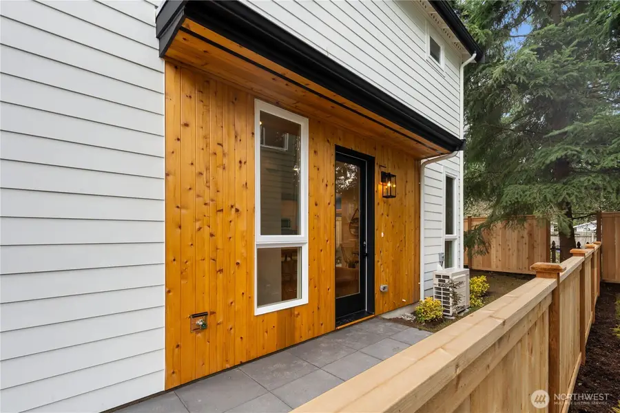 14023 1st Avenue Nw, Seattle, WA 98177 - Image #2