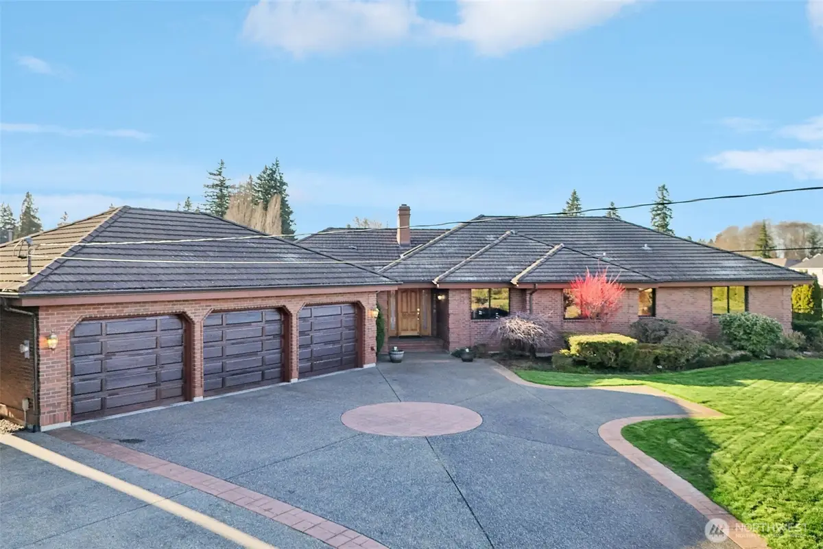 2910 13th Street Sw, Puyallup, WA 98373 - #1