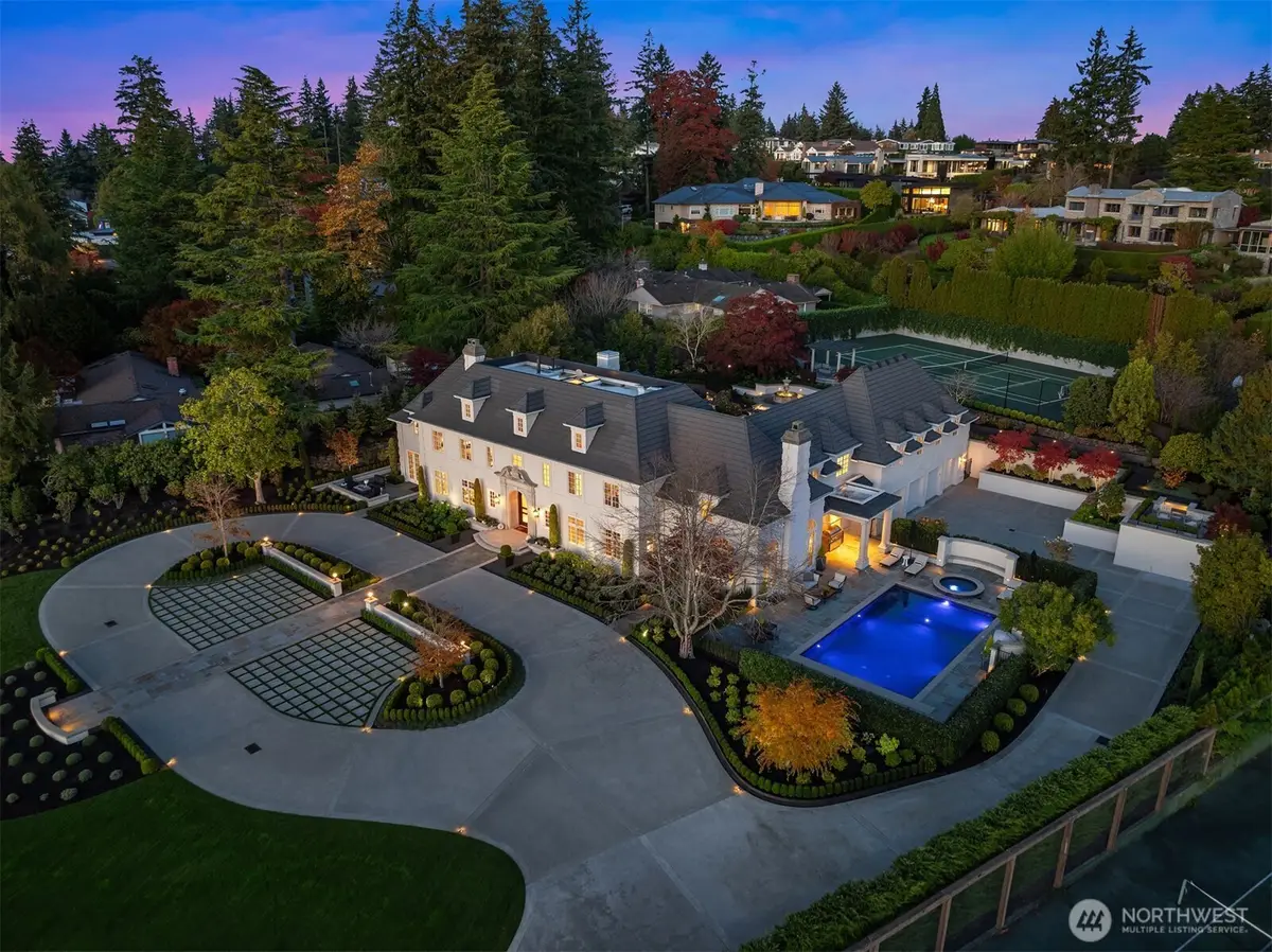 1750 92nd Avenue Ne, Clyde Hill, WA 98004 - #1
