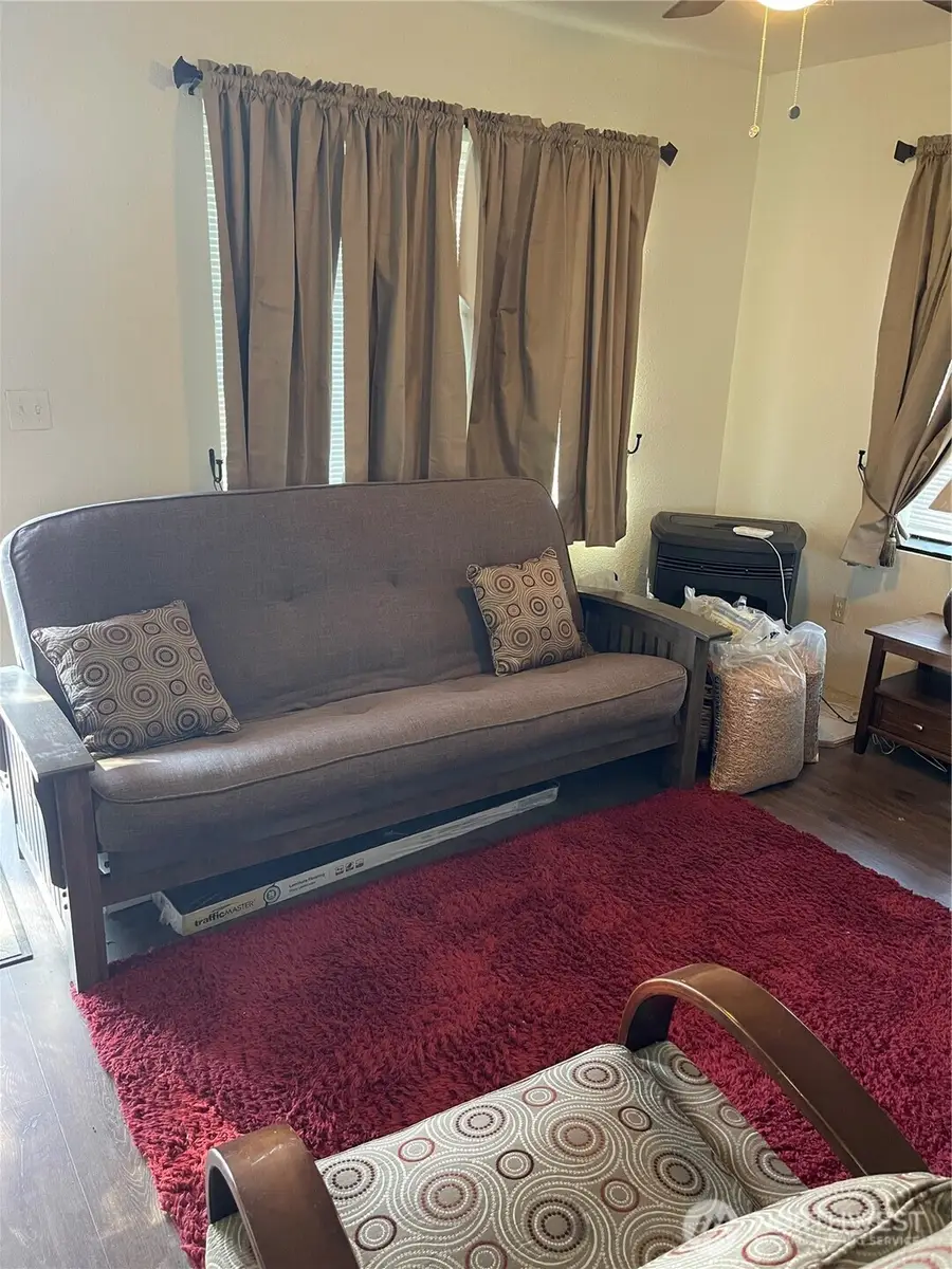 212 4th Street W, Tonasket, WA 98855 - #3