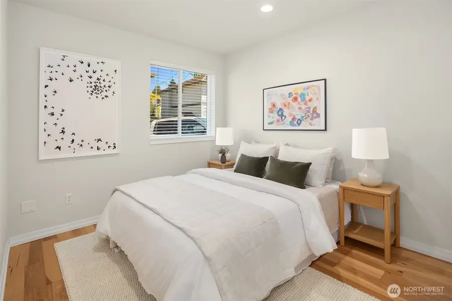 6042 41st Avenue Sw, Seattle, WA 98136 - #3