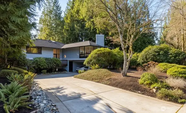 2619 Sahalee Drive W, Sammamish, WA 98074