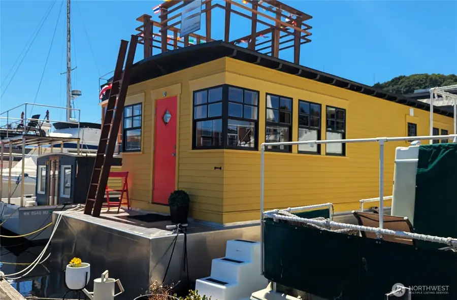 2040 Westlake Avenue N #17, Seattle, WA 98109 - #2