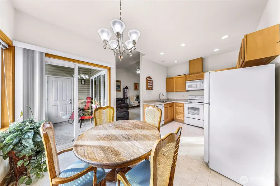 1305 Boon Street #213, Sumas, WA 98295 - #3