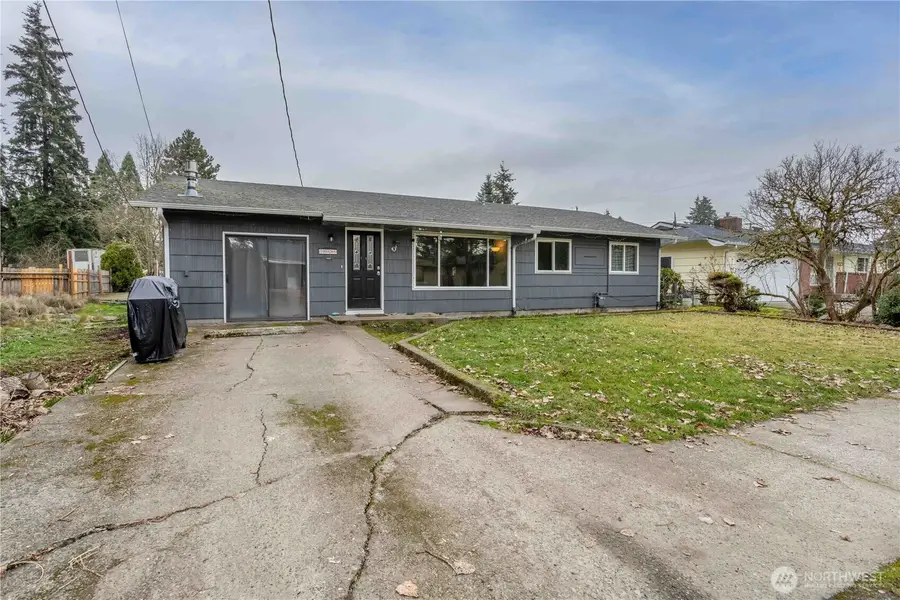 1021 W 4th Street, Centralia, WA 98531 - #2