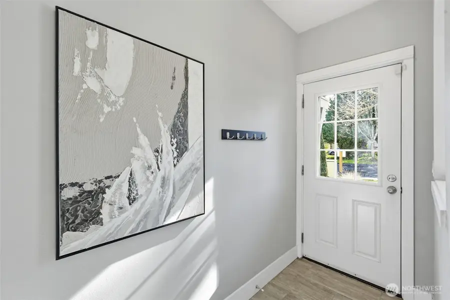 22672 NE Alder Crest Lane, Redmond, WA 98053 - Image #2