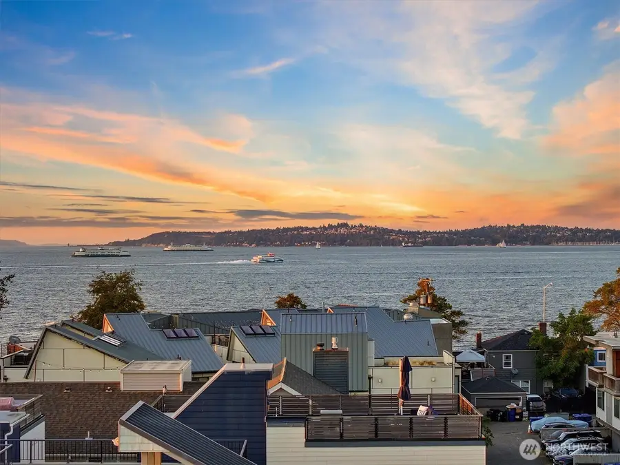 3028 63rd Avenue Sw, Seattle, WA 98116 - #2