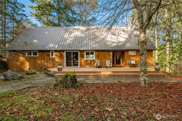 1014 Ben Nevis Loop, Shaw Island, WA 98286