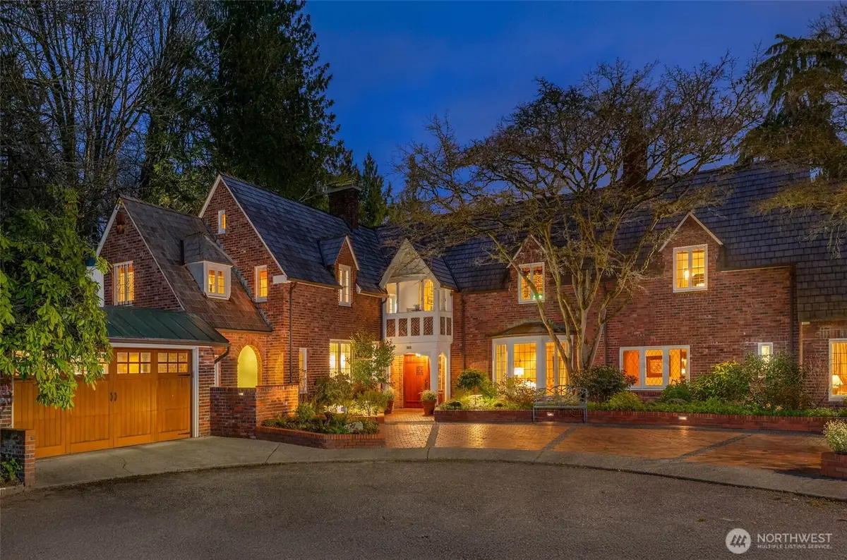 300 Maiden Lane E, Seattle, WA 98112 - #1