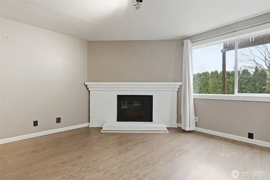 605 SE 121st Avenue #5, Vancouver, WA 98683 - #3