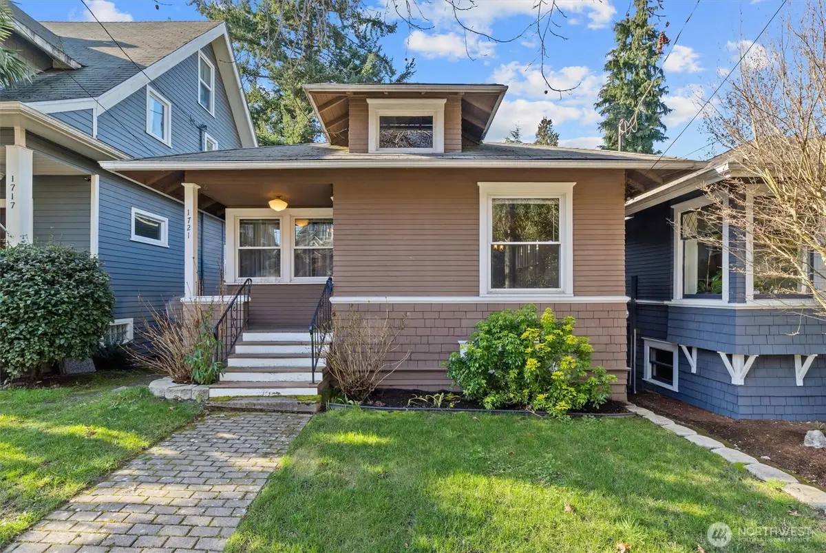 1721 3rd Avenue N, Seattle, WA 98109 - #1