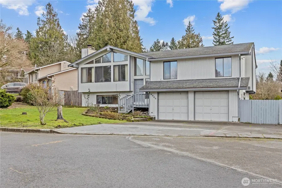 9233 S 239th Street, Kent, WA 98031 - #2