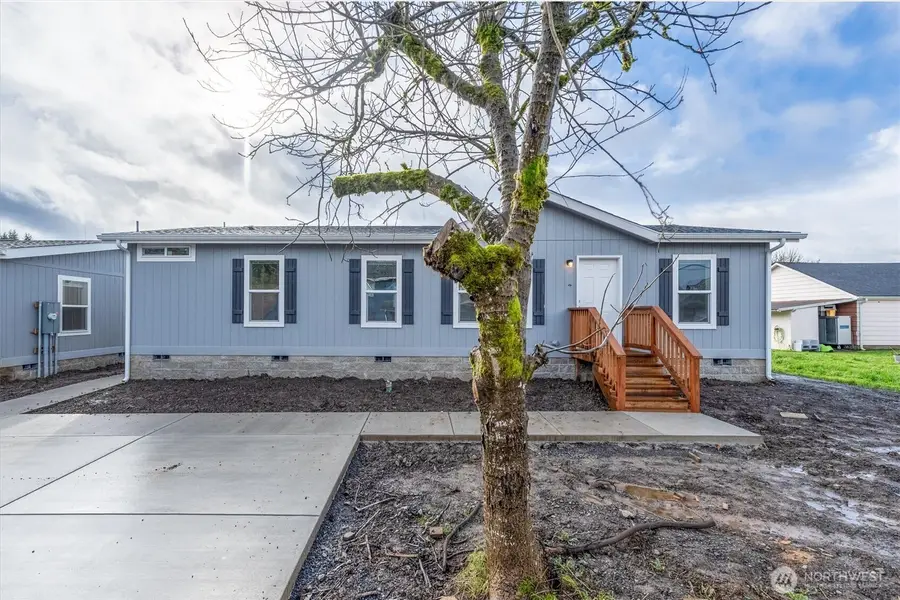 601 Helton Street, Castle Rock, WA 98611 - #2