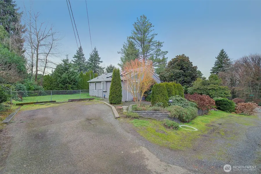 2559 NE 98th Street, Seattle, WA 98115 - Image #3