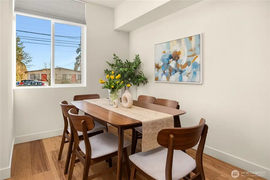 4515 Sunnyside Avenue N #B, Seattle, WA 98103 - #3